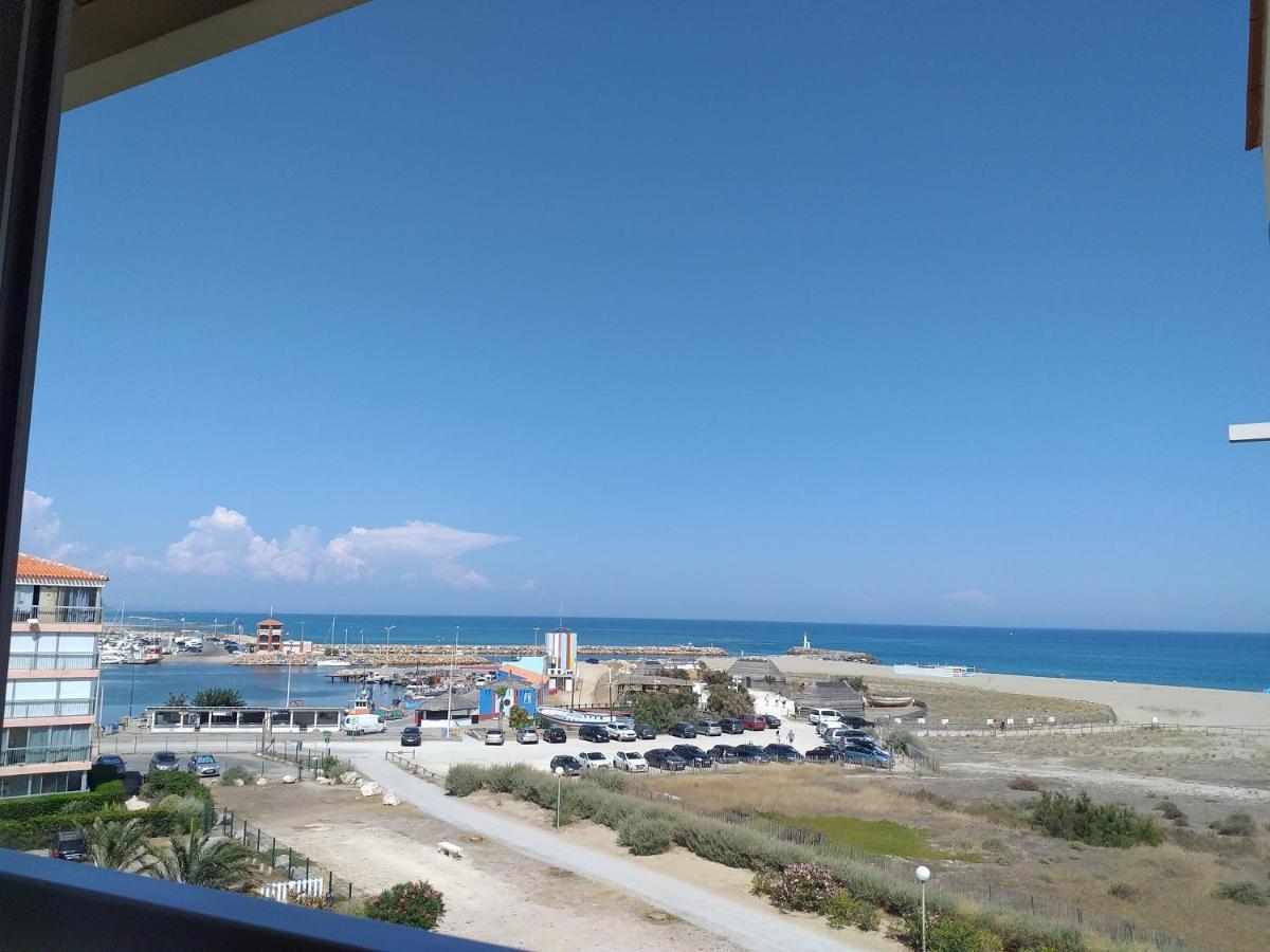 Pied A Terre En Bord De *